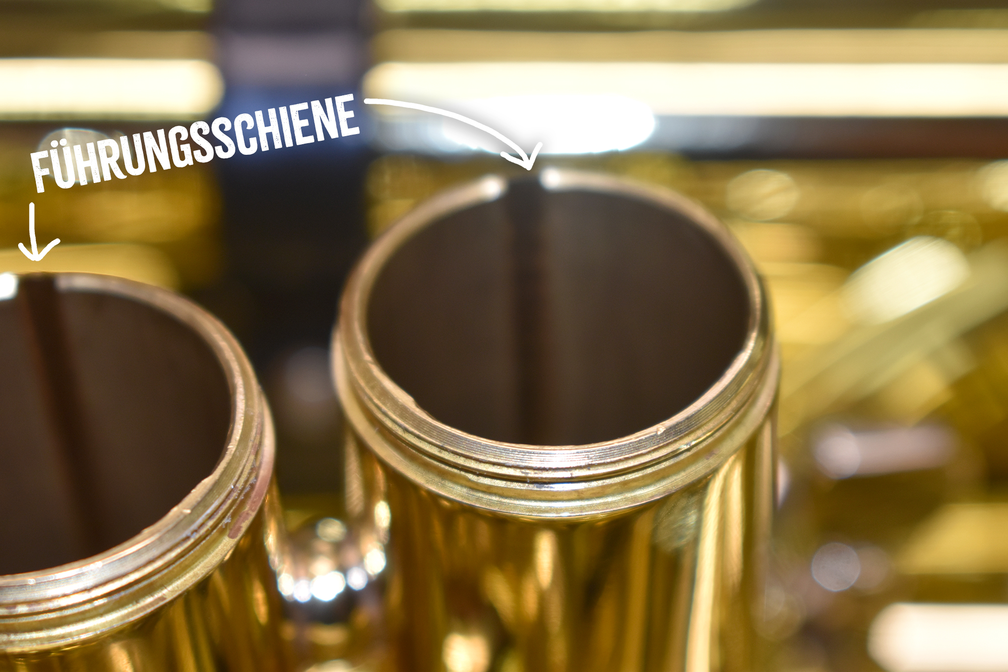 Nahaufnahme Ventilhülsen mit Führungsschienen