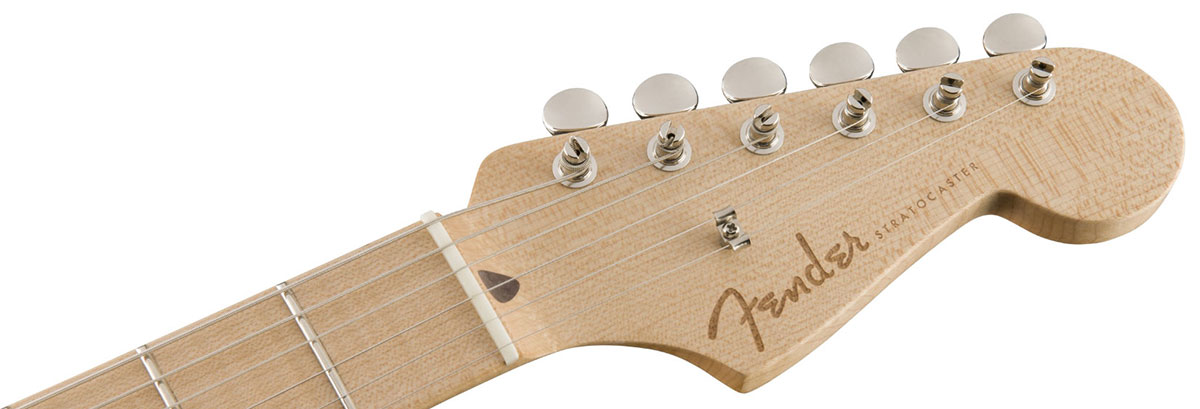 Kopf einer Fender Stratocaster mit Schlitzschaftmechaniken